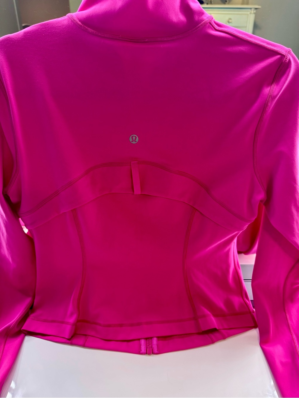 Lululemon Define Cropped Jacket Nulu Sonic Pink - Size 10 - Like New Condition - Picture 8 of 13